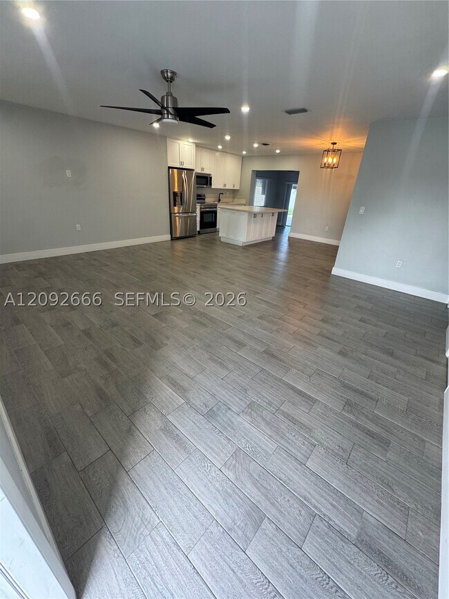 Foto del edificio - 9321 SW 26th St