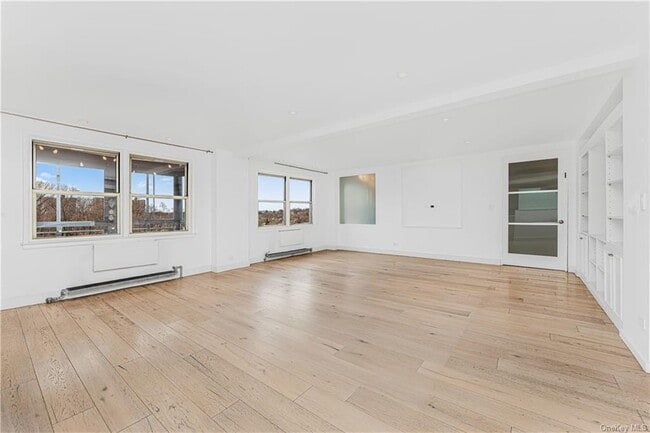 Building Photo - 5550 Fieldston Rd