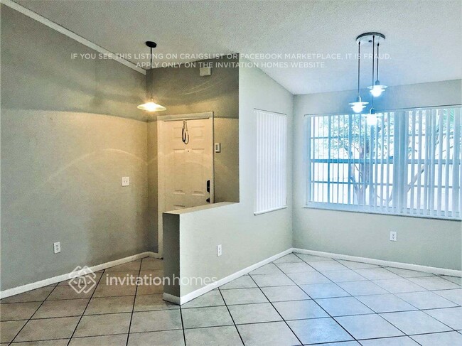 Building Photo - 1552 NW 157th Ave