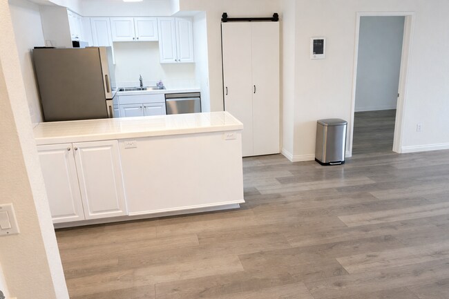 Foto del edificio - Quiet 2 Bedroom 2 Bathroom Minutes From SDSU