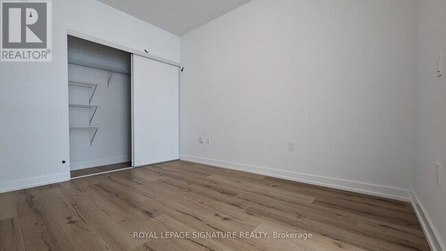 Building Photo - 1195 The Queensway