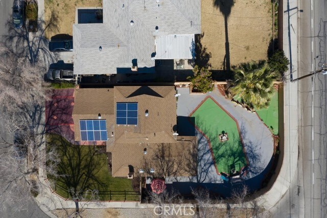 Foto del edificio - 44502 Denmore Ave