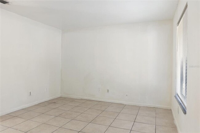 Building Photo - 1031 SW 61st St