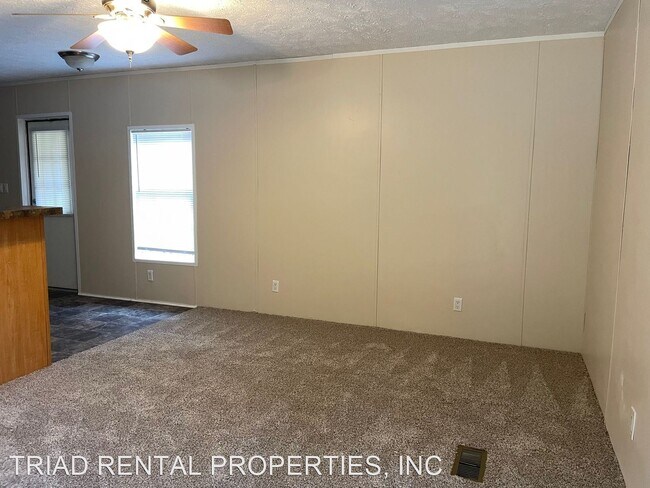 Building Photo - 2 br, 1 bath House - 6670 RANDALL HURLEY RD.