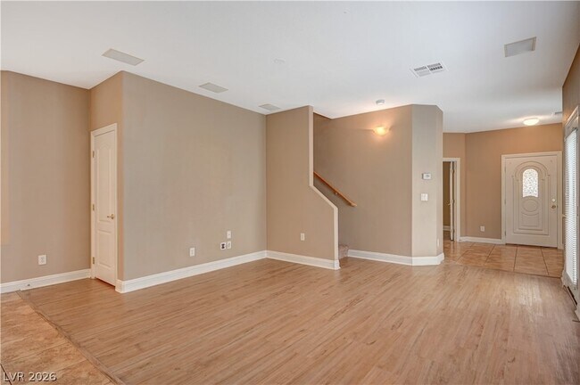 Foto del edificio - 9185 Wild Briar Ln