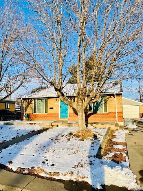 Building Photo - 6980 Ruth Way