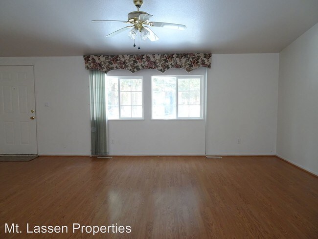 Building Photo - 2 br, 2 bath House - 691-325 Sara Court