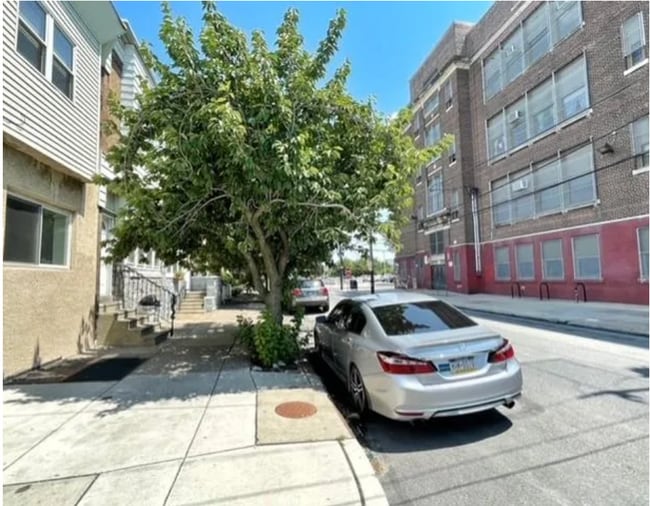 Foto del edificio - 413 W Porter St