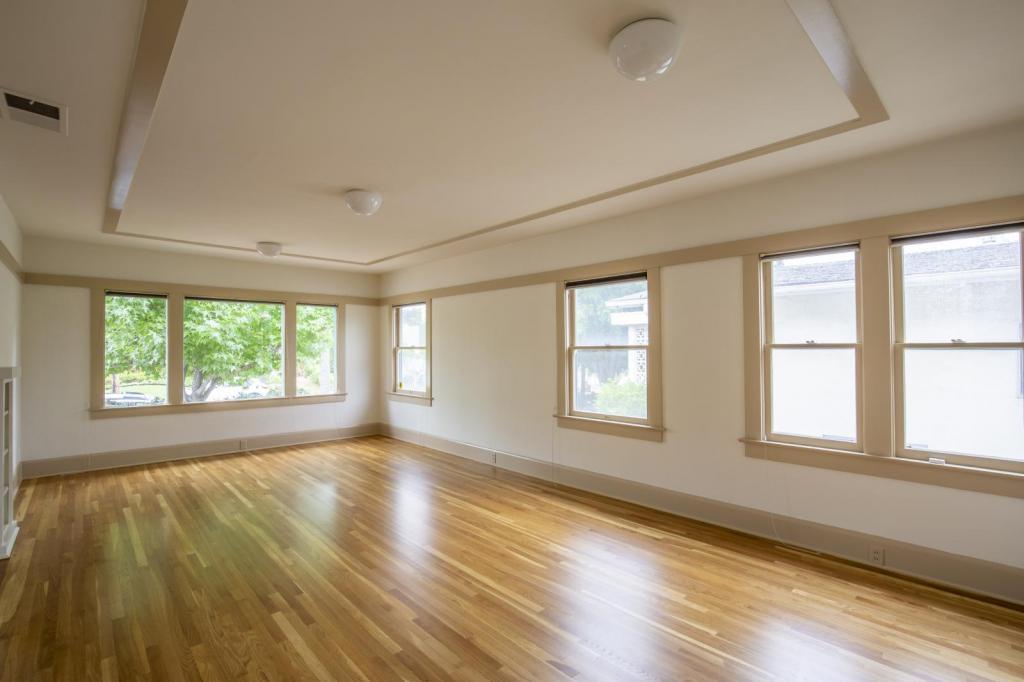 Primary Photo - 1020 Sutter St