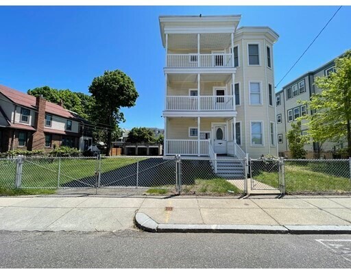 Primary Photo - 65 Waverly St