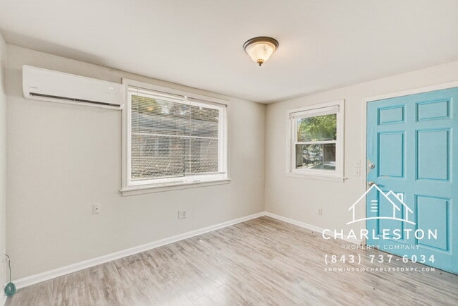 Photo - 1833-C Orangeburg St - Available Now Apartment