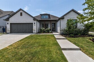 Building Photo - 16493 Prairie Oak Rd