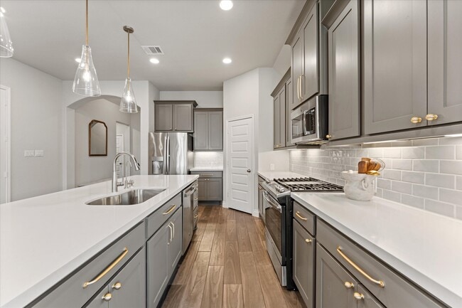 Building Photo - 19819 Old Saddle Ln