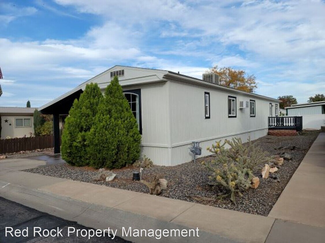 Primary Photo - 3 br, 2 bath House - 76 N 3880 W