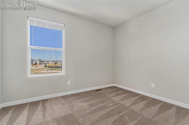 Building Photo - 9736 Wando Dr