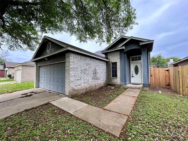 Foto del edificio - 21218 Grand National Ave