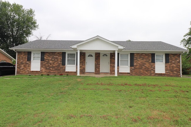 Foto del edificio - 319 Edgewood Dr