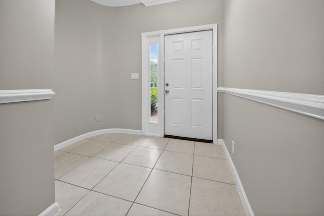 Building Photo - 3128 Coral Ridge Dr