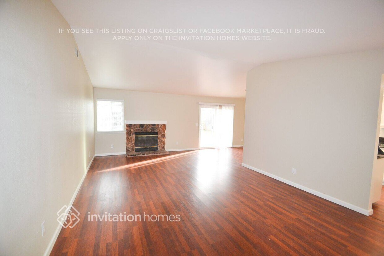 Foto del edificio - 636 Tailwind Dr