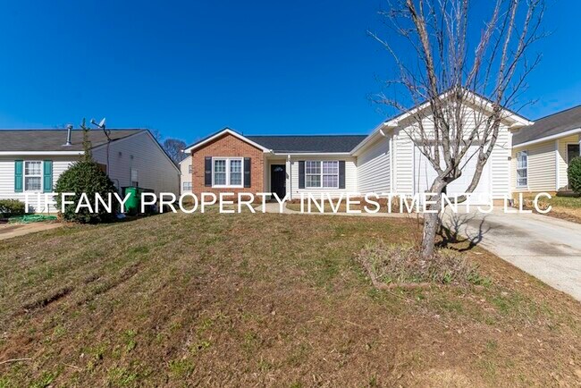 Photo - 2736 Fairstone Ave House