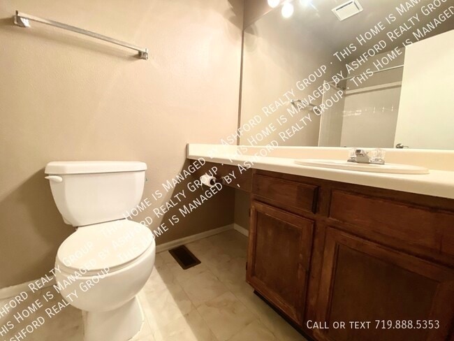 Building Photo - 8001 Horizon Dr