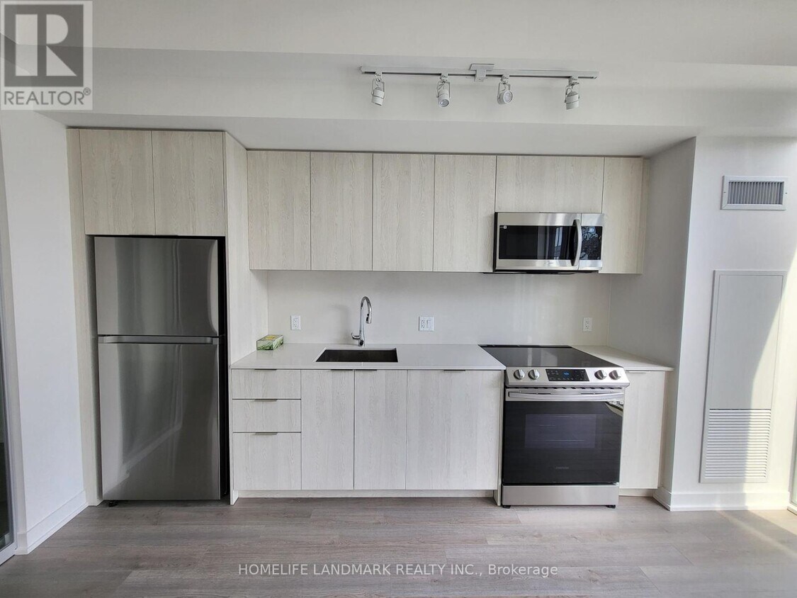 Photo principale - 357-4357 King St W