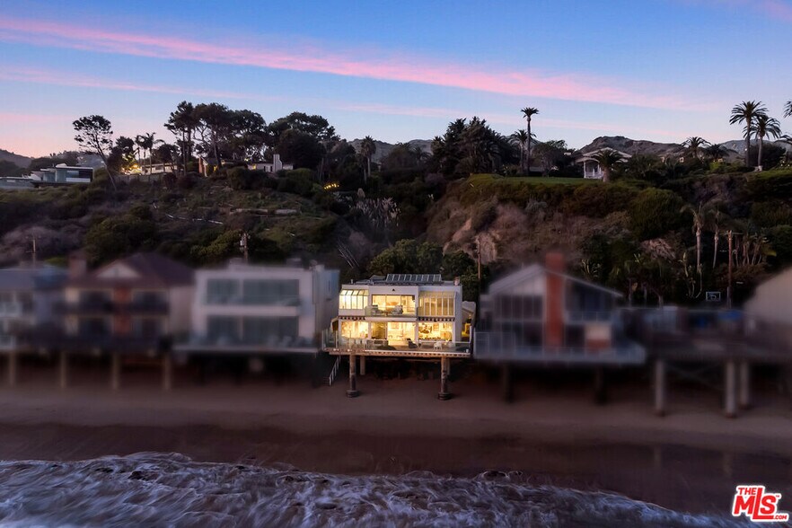 26940 Malibu Cove Colony Dr, Malibu, CA 90265 - House Rental in