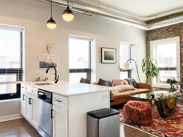Foto principal - 1522 W Chicago Ave