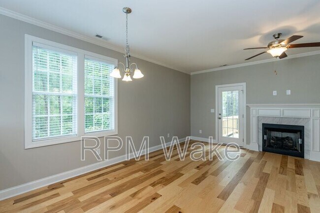 Building Photo - 133 Cobalt Creek Way