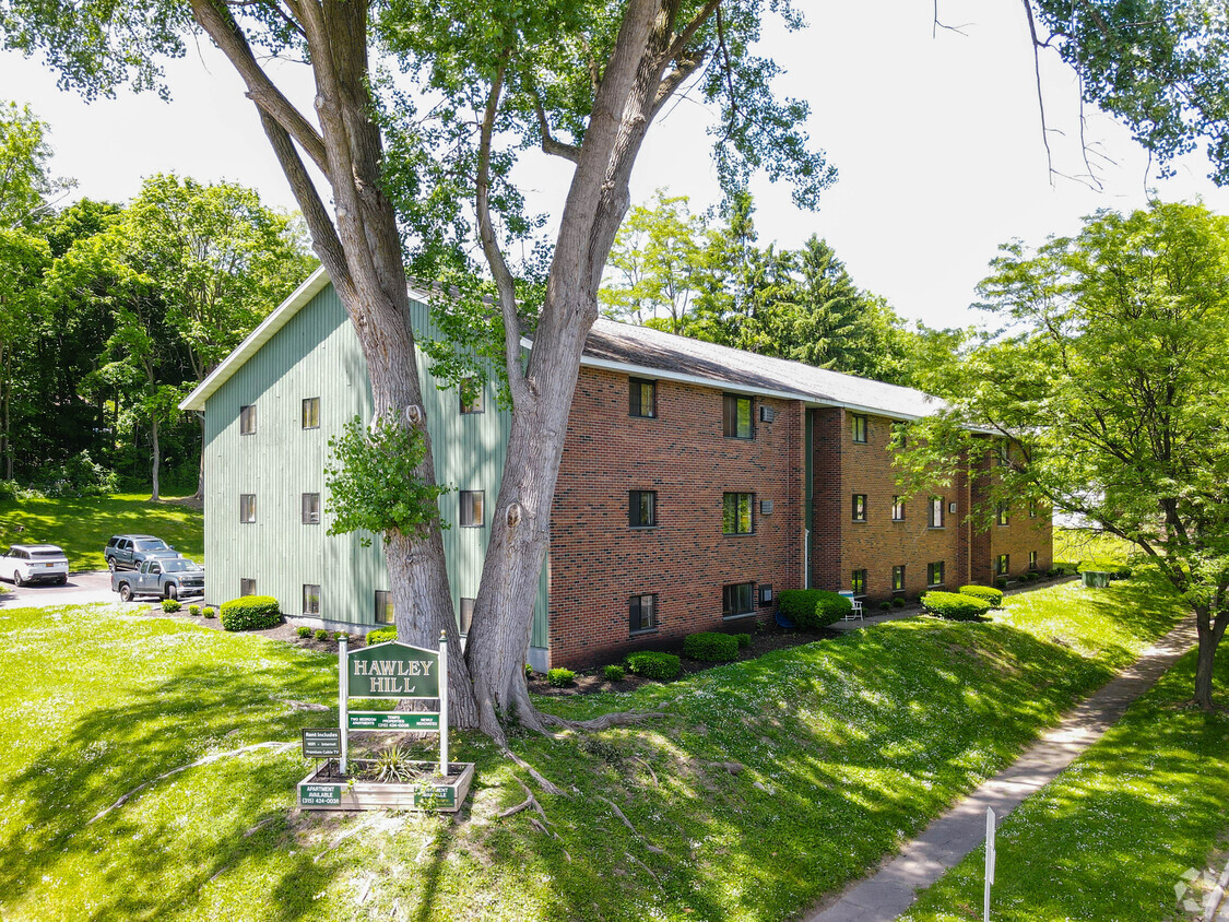 Foto principal - 401 Winton St