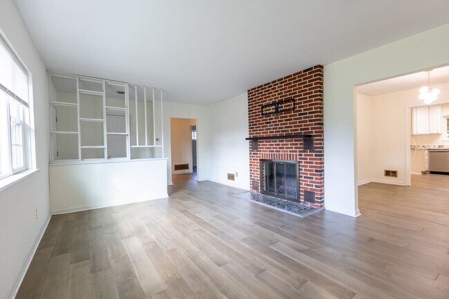 Foto del edificio - Lovely 3 BR/2 BA Single-Family Home in Glen Burnie!