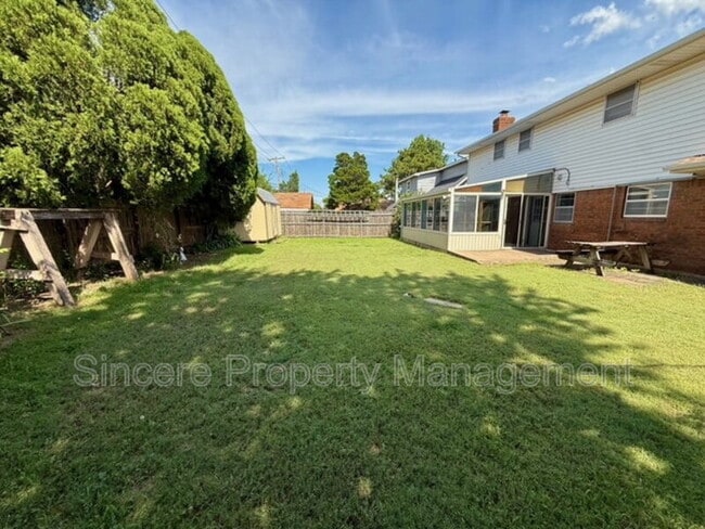 Building Photo - 4013 NW 57th St
