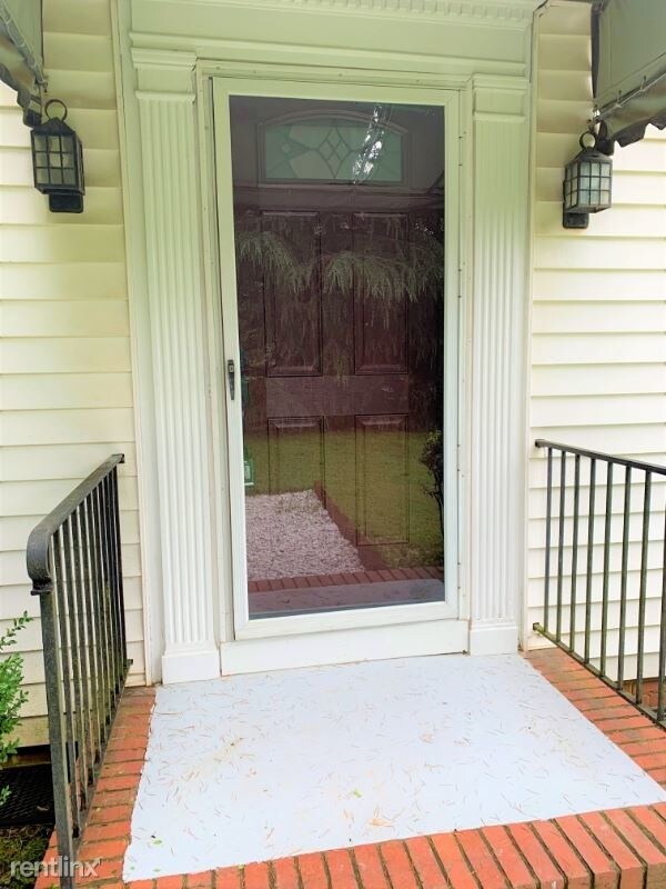 Foto del edificio - 2 br, 2 bath House - 4102 Robinhood Rd