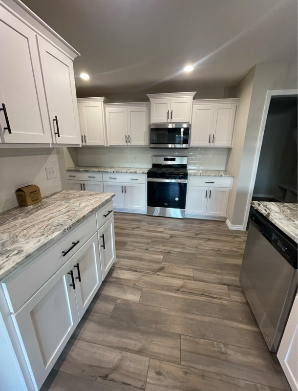 Building Photo - 1469 N Lyon Ave