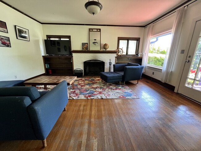 Living room - 1310 NE 49th Ave