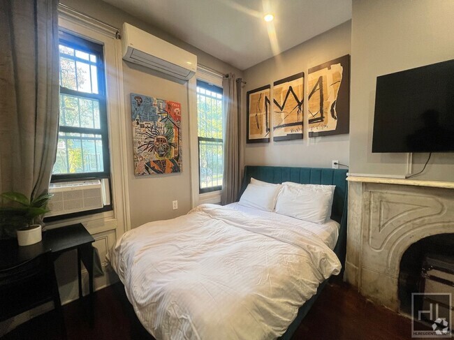 New York Roommate: Room for rent in Bedford Stuyvesant - 3 Bedroom  apartment (NY-16621)