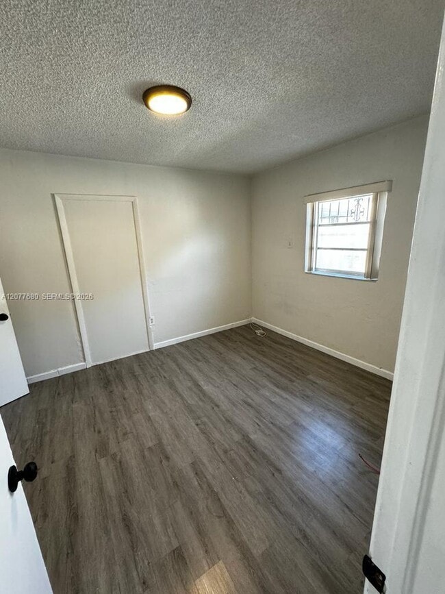 Building Photo - 2734 SW 30th Ct