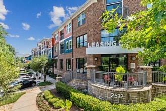 Building Photo - Elizabeth Station