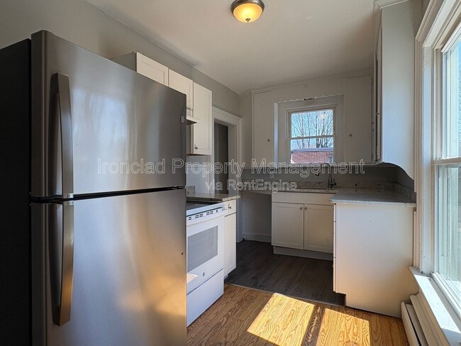 Photo - 818 Pine St Apartment