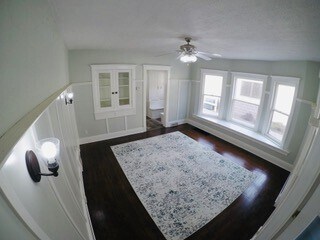 sala de usos múltiples - 315 S Franklin St