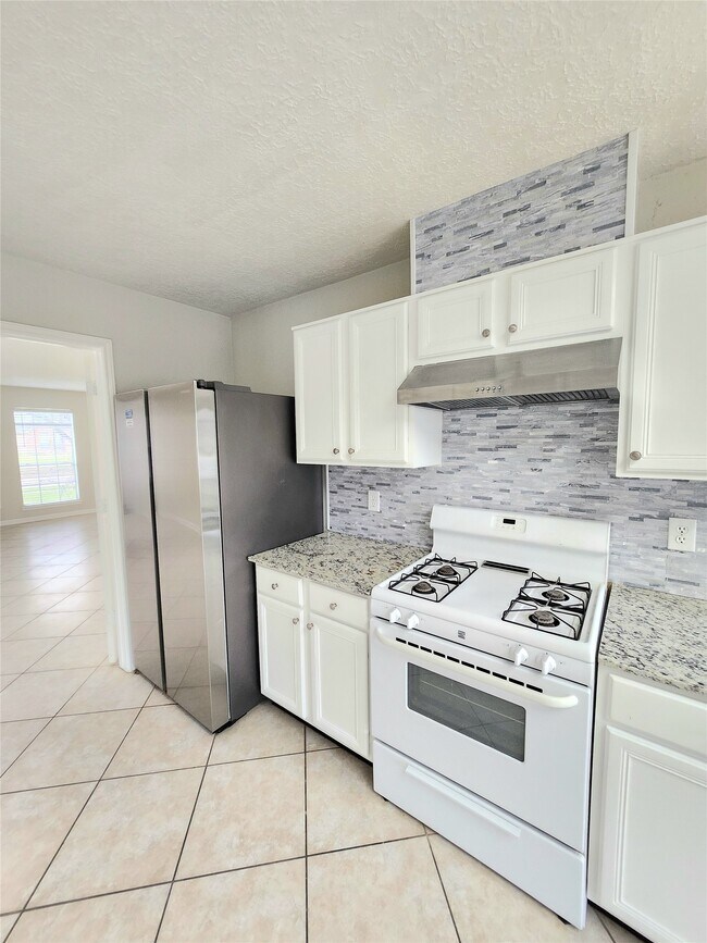 Foto del edificio - 14335 Berrington Dr