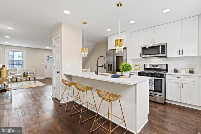 Foto del edificio - 1011 Bashford Ln