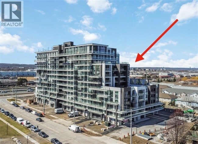 Building Photo - 461 Green Rd