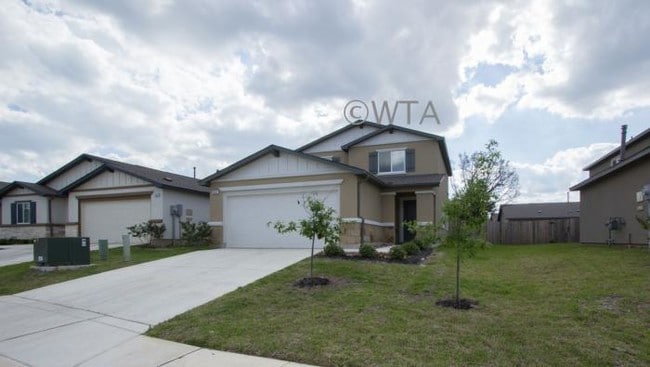 Building Photo - 3 bedroom in SAN ANTONIO TX 78249