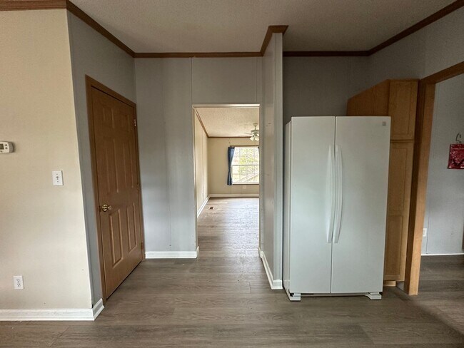 Foto del edificio - Spacious home in Campbell County. Country living!