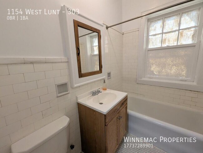 Foto del edificio - 1154 West Lunt-303