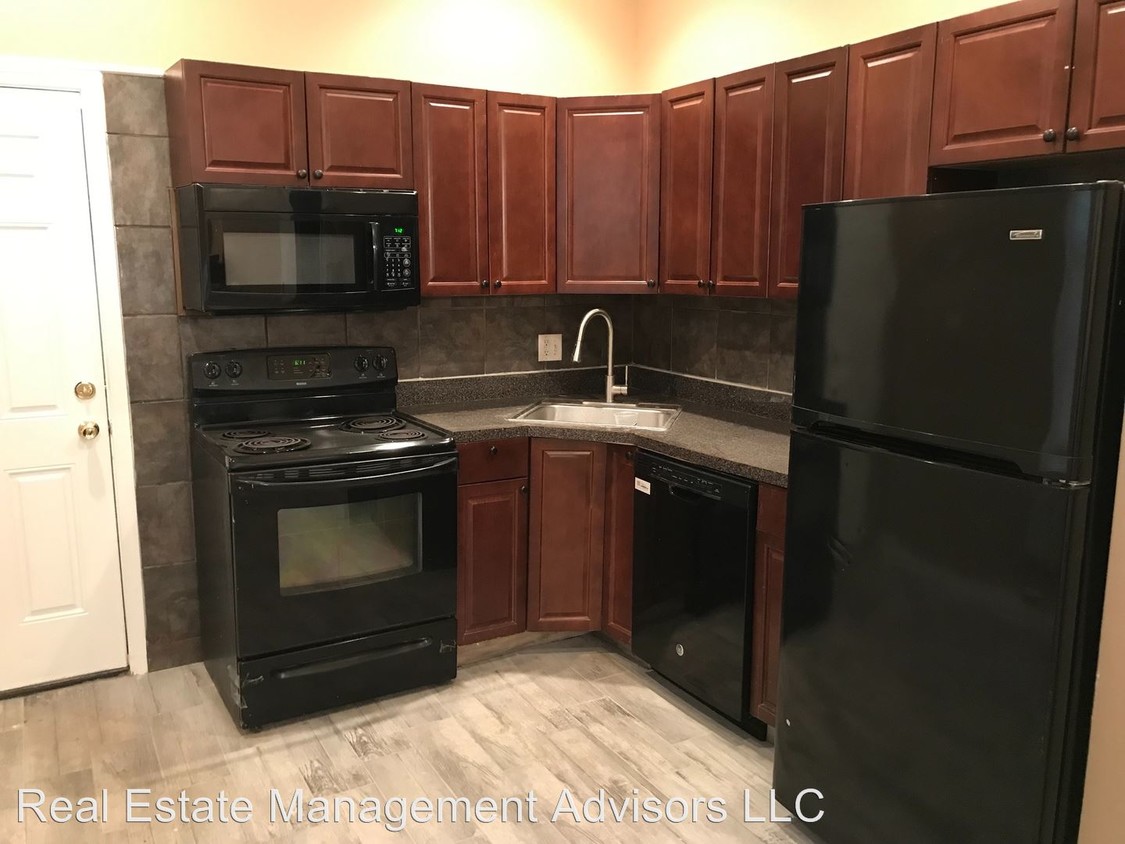 Primary Photo - 5 br, 2 bath House - 3340 N 18th Street