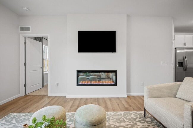 Interior Photo - Parkview Villas I