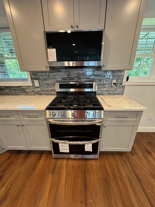 Foto del edificio - 79 Towers St