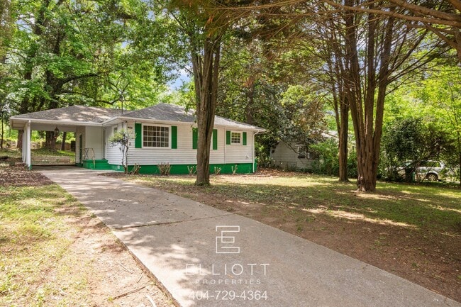 Building Photo - 1095 Oakfield Dr SE